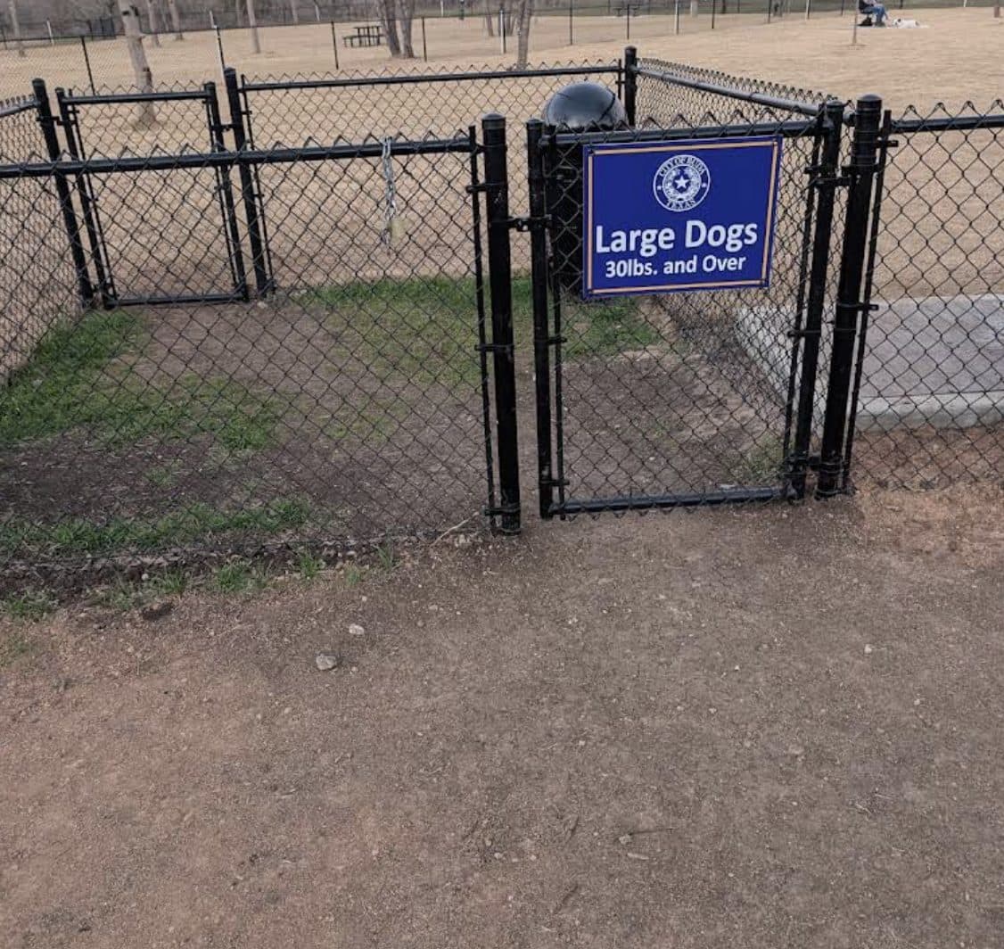 Historic Stagecoach Park Dog Park - Photo 3